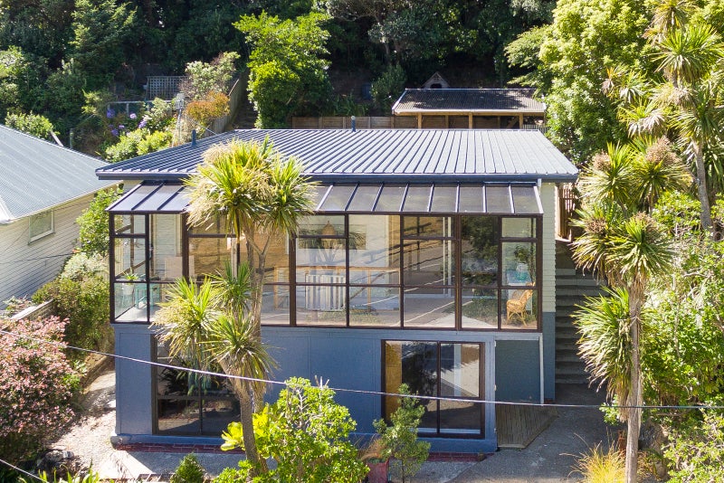 137 Houghton Bay Road, Houghton Bay, Wellington - Carousel 2