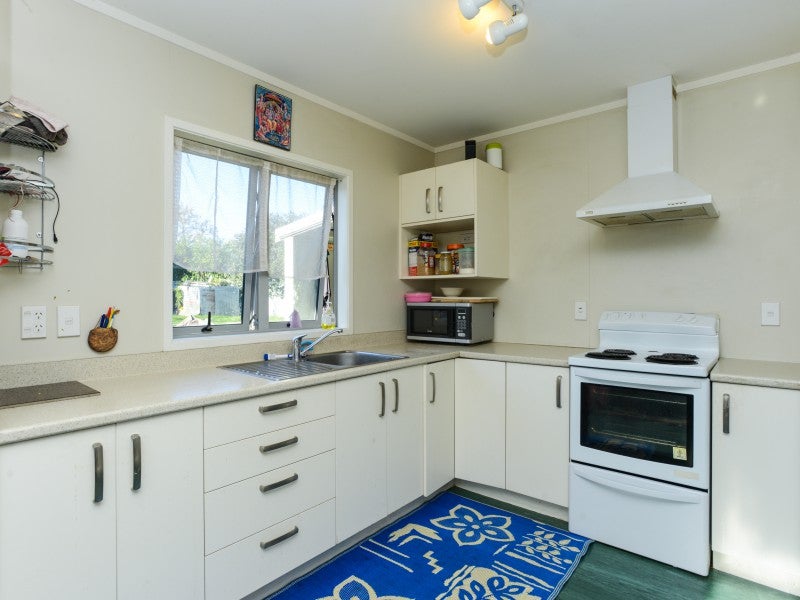 909 Kotuku Street, Camberley, Hastings - Carousel 2