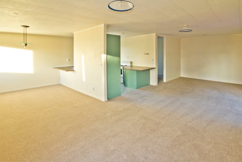 96A Sunnyside Road, Sunnyvale, Auckland - Carousel 2