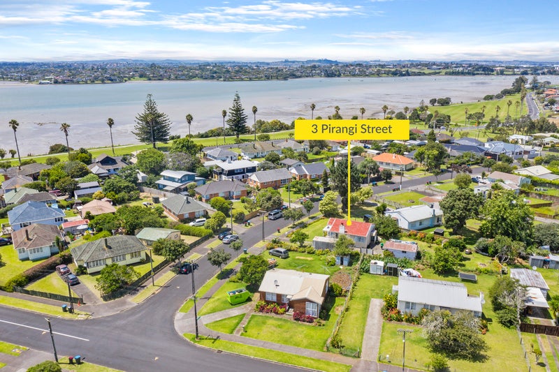 3 Pirangi Street, Point England, Auckland - Carousel 2