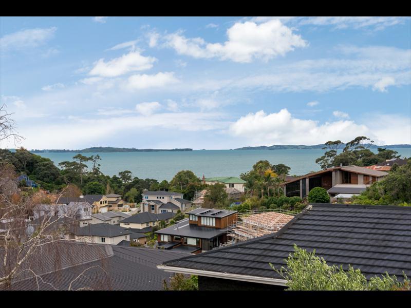 26 McMillan Place, Mellons Bay, Auckland - Carousel 1