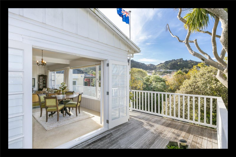 11 Cockayne Road, Khandallah, Wellington - Carousel 2