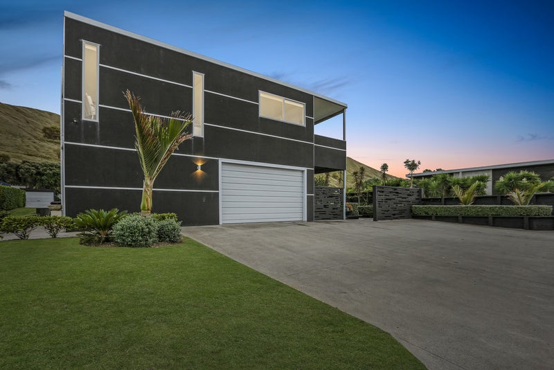 9 Sandy Cove, Wainui, Gisborne - Carousel 2