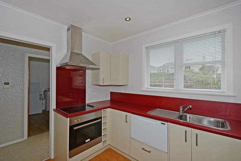 12 Ruru Crescent, Heretaunga, Upper Hutt - Carousel 2