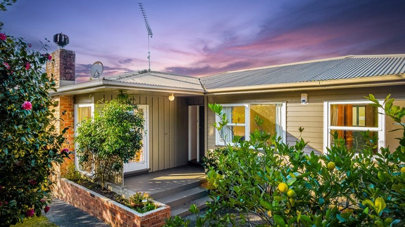 28 O'Donn Avenue, Beach Haven, Auckland - Carousel 2