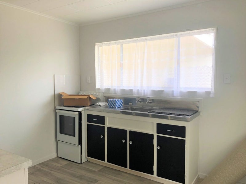 79 Pitama Road, Awapuni, Palmerston North - Carousel 2