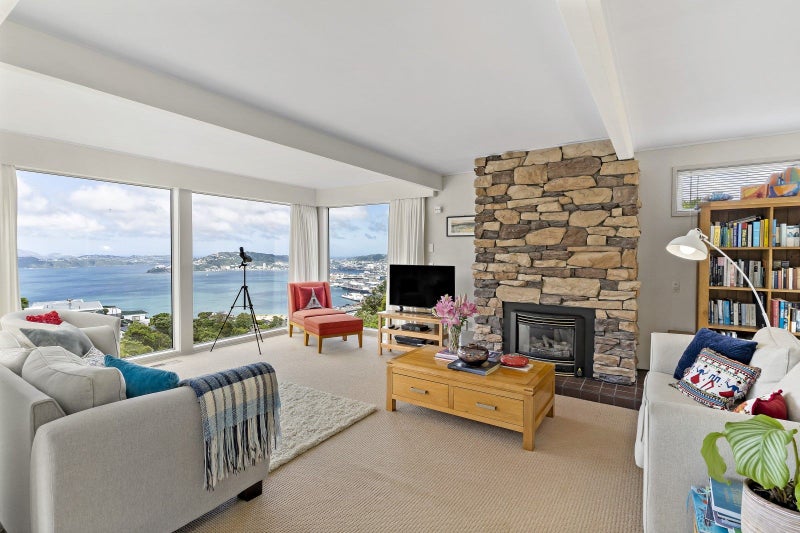 95A Jubilee Road, Khandallah, Wellington - Carousel 1