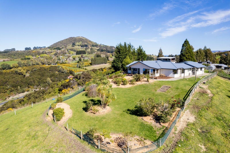 70 Chain Hills Road, Chain Hills, Dunedin - Carousel 1
