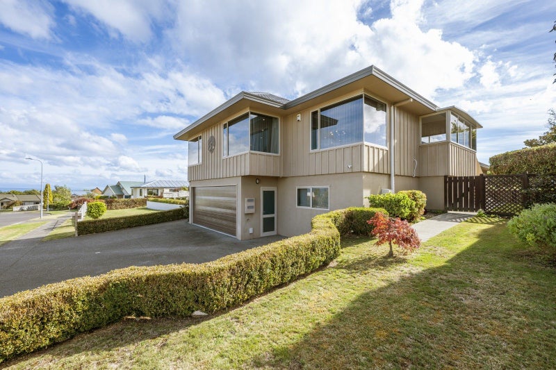 25 The Grove, Nukuhau, Taupo - Carousel 1