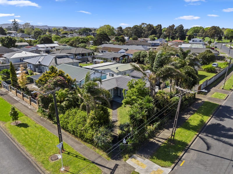 1/15 WALTER ST, Mangere East, Manukau - Carousel 16