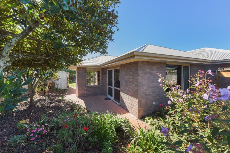 8 Otia Drive, Richmond, Richmond - Carousel 19
