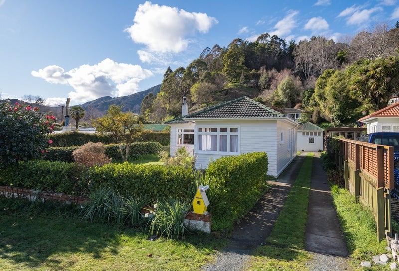 16 Mill Street, Maitai, Nelson - Carousel 1