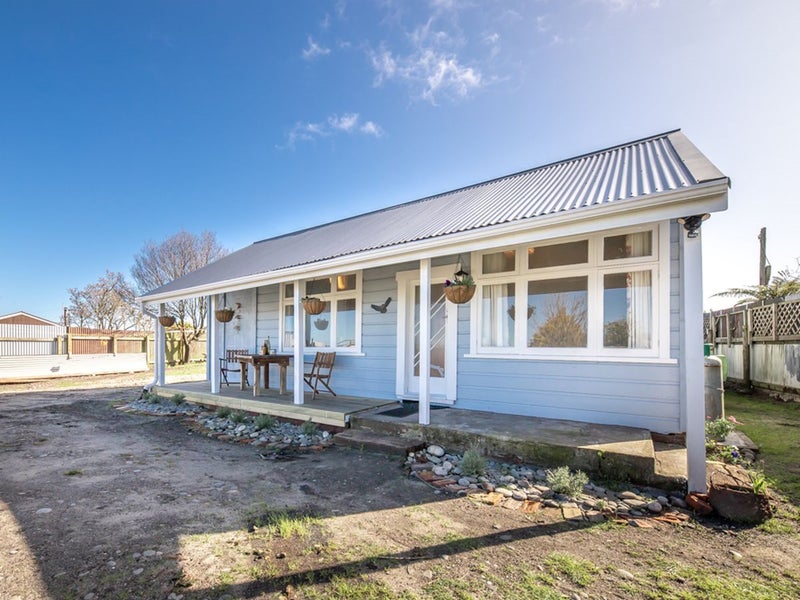 14A Queen Street, Westport, Westport - Carousel 2