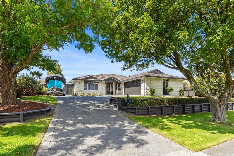 36 Castlewold Drive, Bethlehem, Tauranga - Carousel 1