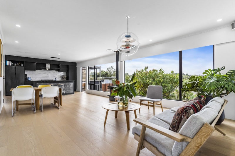 3/52 Thatcher Street, Mission Bay, Auckland - Carousel 1