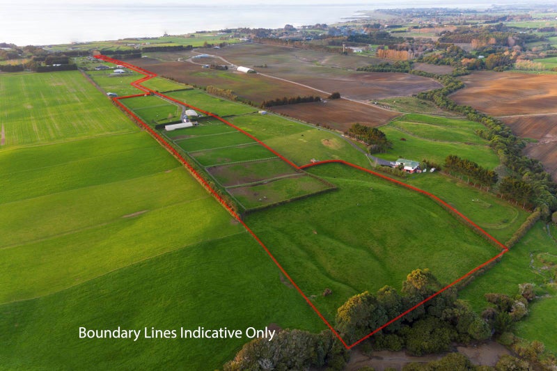 212 Clarks Beach Road, Pukekohe - Carousel 1