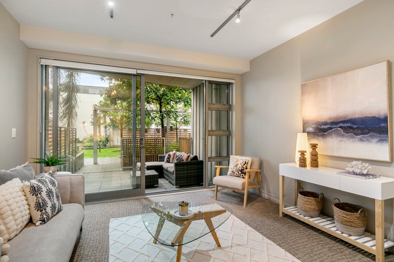 S107/28 Torrens Terrace, Mount Cook, Wellington - Carousel 1