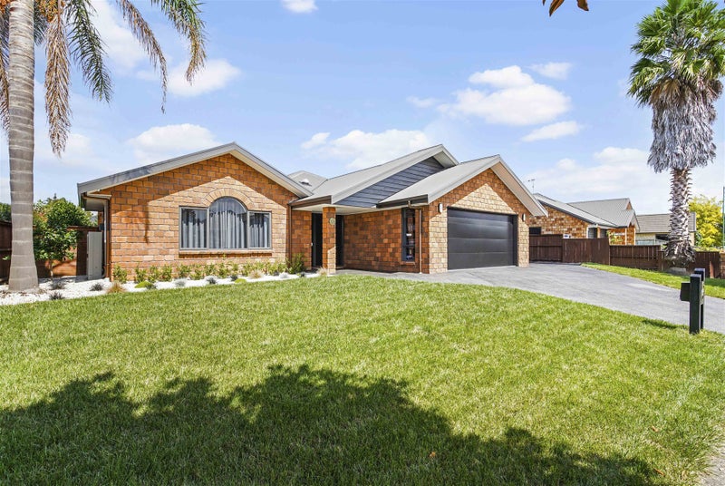 22 The Esplanade, Huntington, Hamilton - Carousel 2