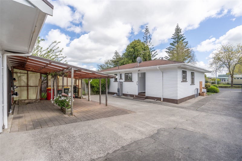 84 Insoll Avenue, Enderley, Hamilton - Carousel 2