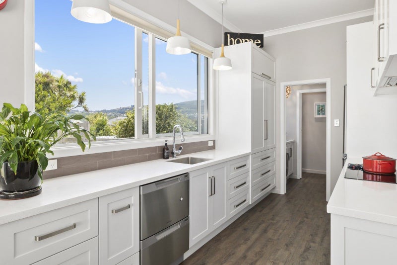 32 Beta Street, Belleknowes, Dunedin - Carousel 2