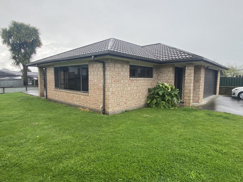 4 FAIRVIEW PLACE, Te Puke, Western Bay Of Plenty - Carousel 2