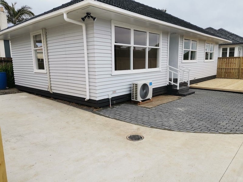 15B Rimu Road, Mangere Bridge, Auckland - Carousel 7