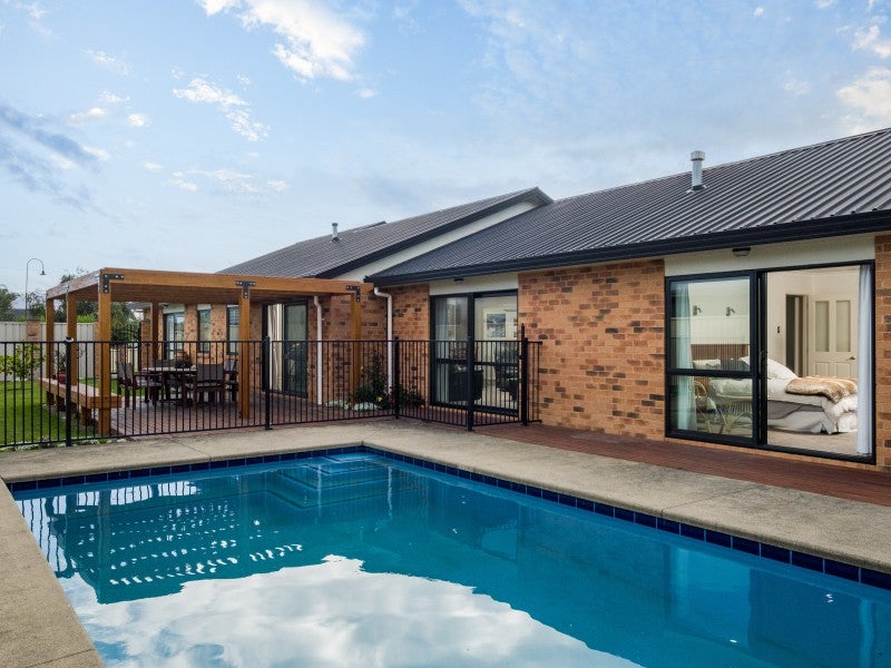 28 Pohutukawa Grove, Lytton West, Gisborne - Carousel 1