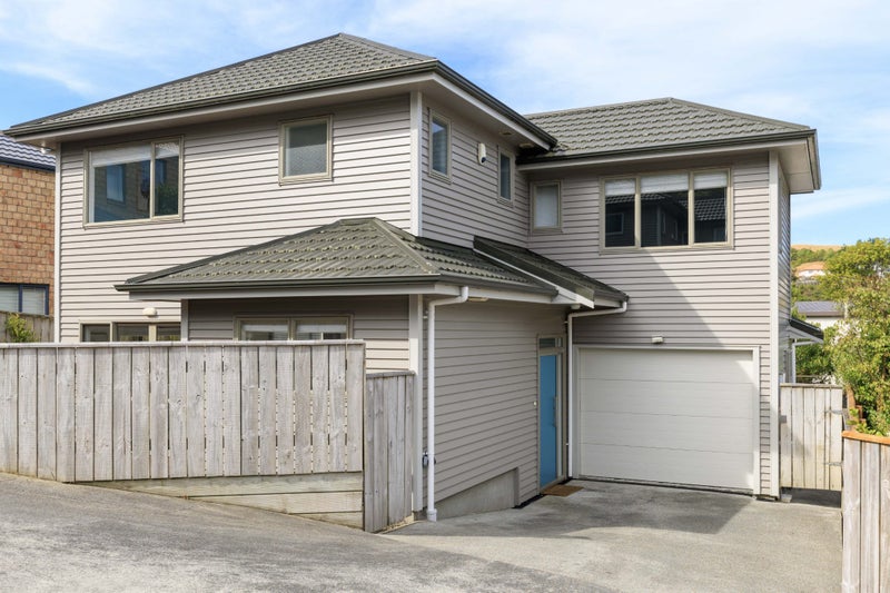 4A Erlestoke Crescent, Churton Park, Wellington - Carousel 1
