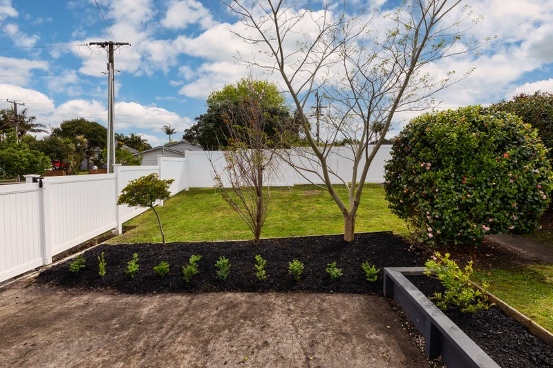 1/24 Strid Road, Te Atatu South, Auckland - Carousel 26