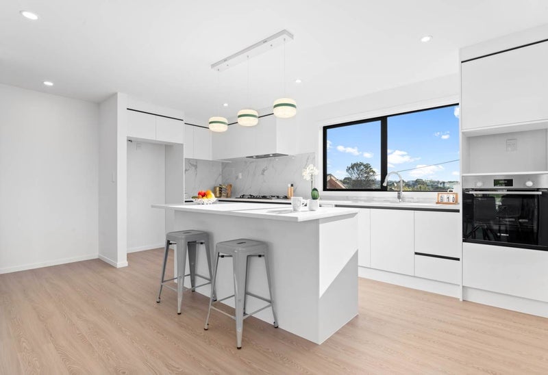 2/119 Gardner Avenue, New Lynn, Auckland - Carousel 1