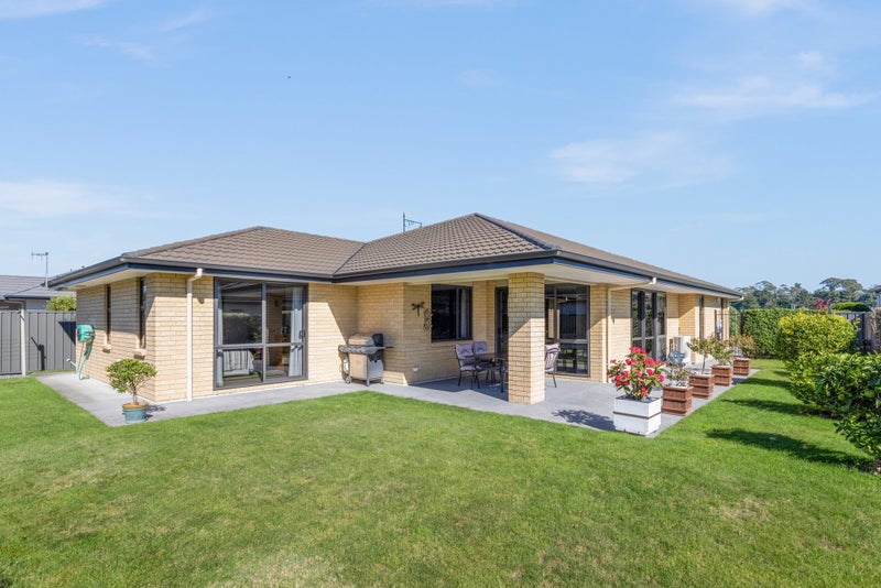 18 Orotu Drive, Poraiti, Napier - Carousel 17