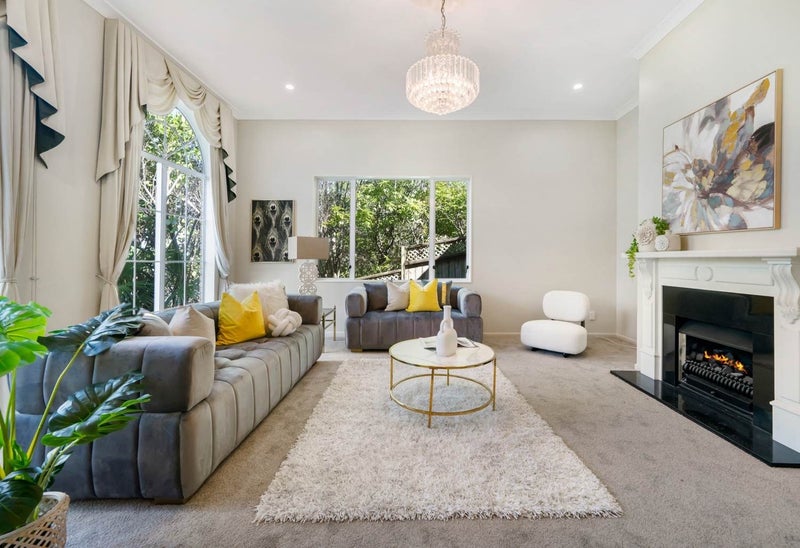 31 Cricklade Terrace, Windsor Park, Auckland - Carousel 2