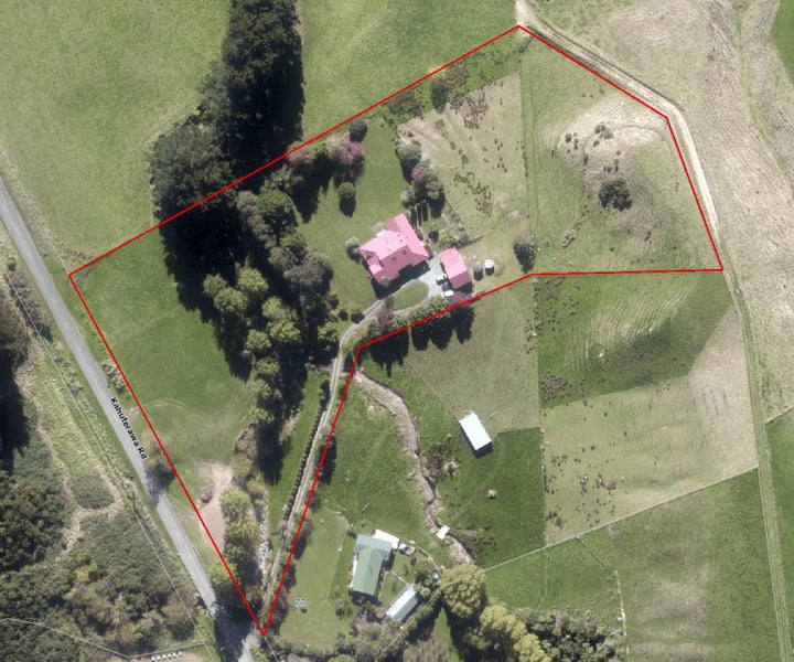 75 Kahuterawa Road, Linton, Palmerston North - Carousel 39