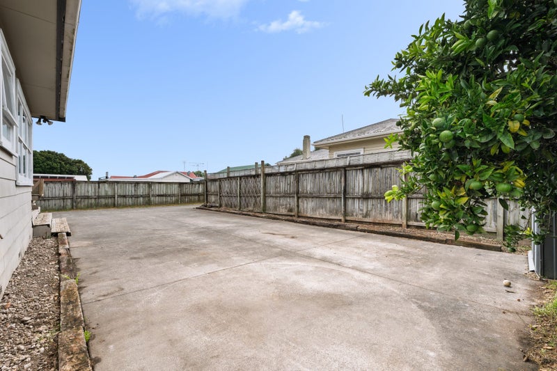 12A SEDDON STREET, Western Bay Of Plenty - Carousel 11