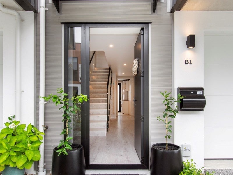 1B Salt Avenue, Mount Maunganui - Carousel 2