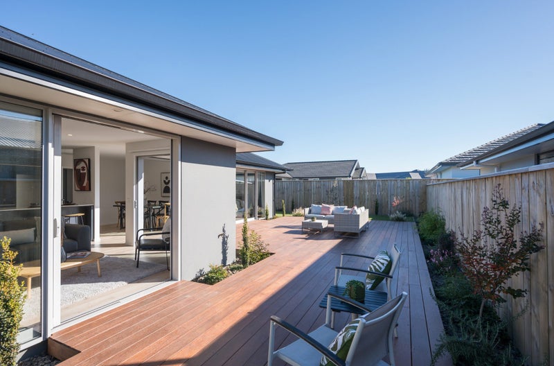 36 Carmine Crescent, Appleby, Richmond - Carousel 1