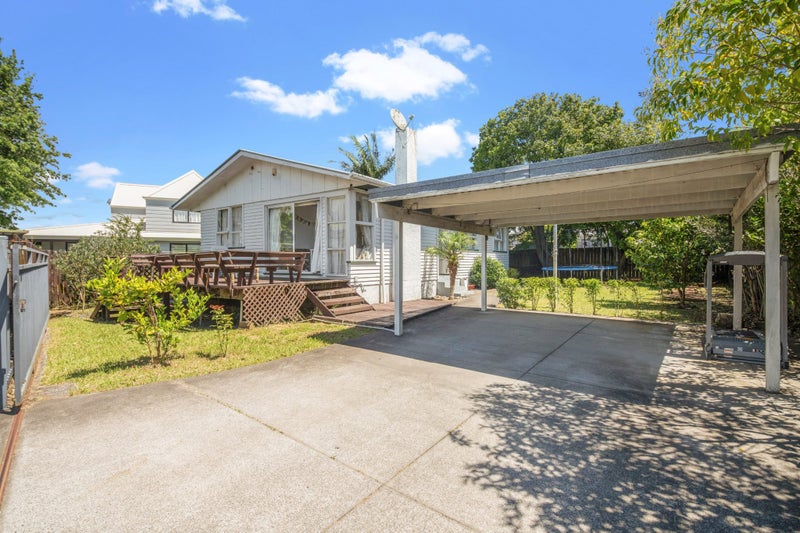 1/9 Ware Place, Pakuranga Heights, Auckland - Carousel 1