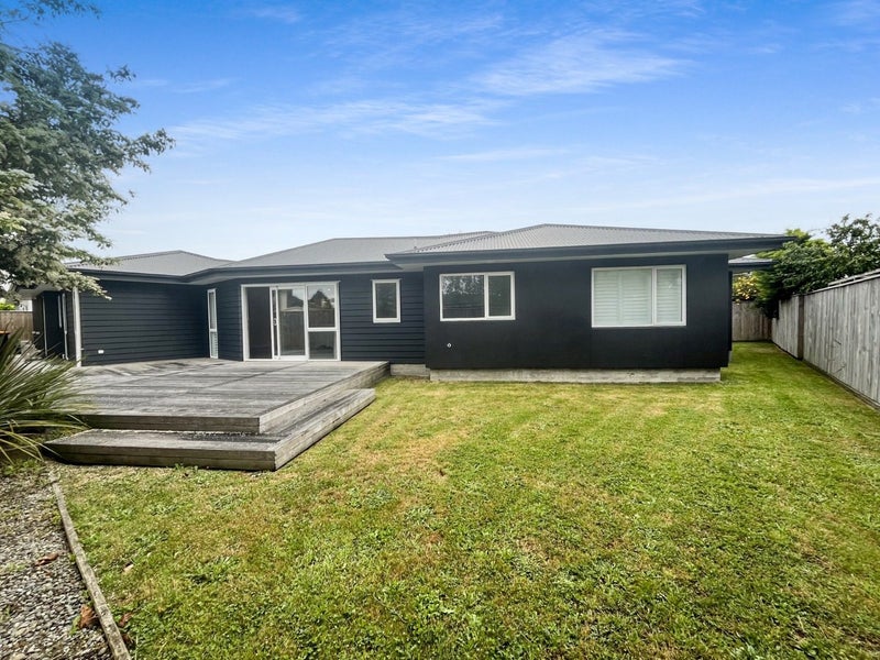 68B Manson Street, Terrace End, Palmerston North - Carousel 15