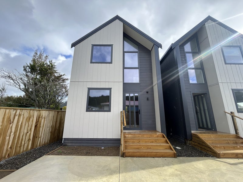 33 Moohan Street, Wainuiomata, Lower Hutt - Carousel 1