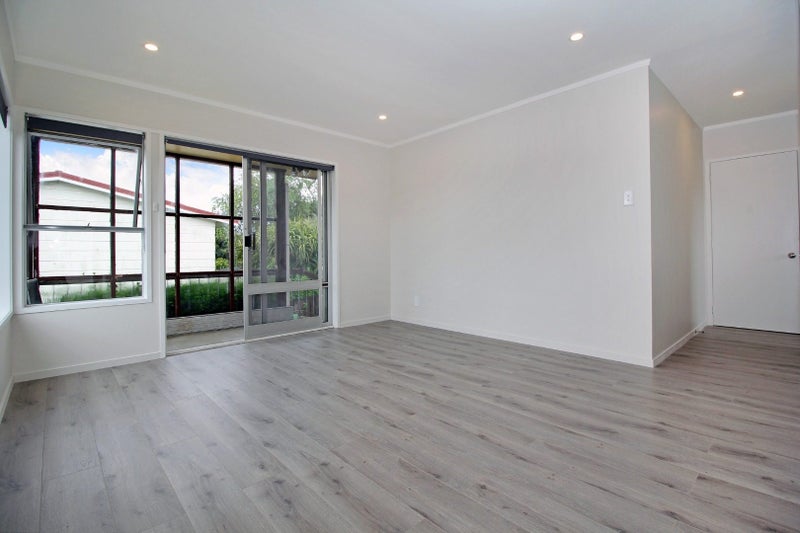 1/144 Taylor Street, Blockhouse Bay, Auckland - Carousel 2