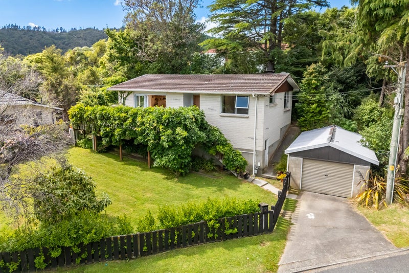 1A Wyndham Road, Pinehaven, Upper Hutt - Carousel 2
