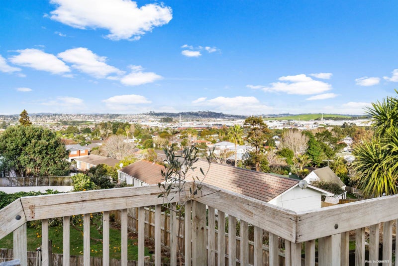17A Parkview Place, Pakuranga Heights, Manukau - Carousel 2