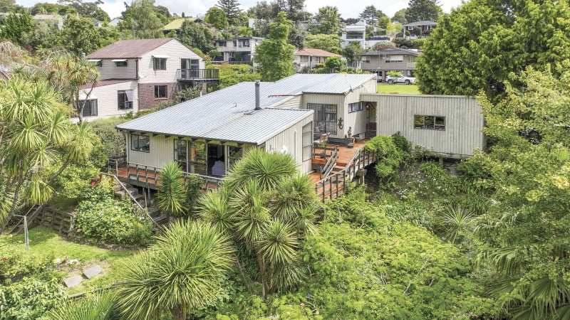 13A Tokomaru Drive, Havelock North, Havelock North - Carousel 1