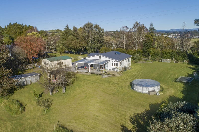 12 Wade Place, Welcome Bay, Tauranga - Carousel 2