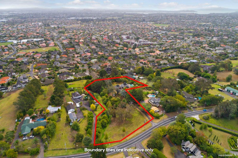 334 Point View Drive, Shamrock Park, Auckland - Carousel 2
