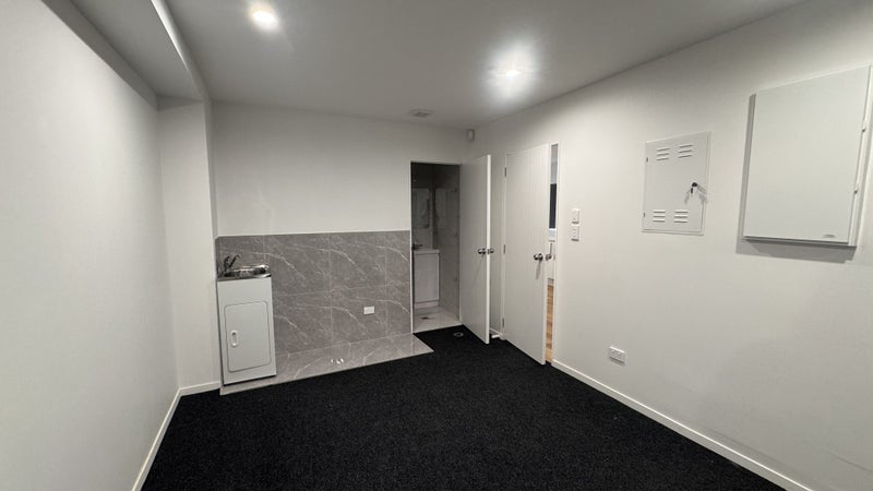 15 Tomlinson Street, Hillpark, Auckland - Carousel 9