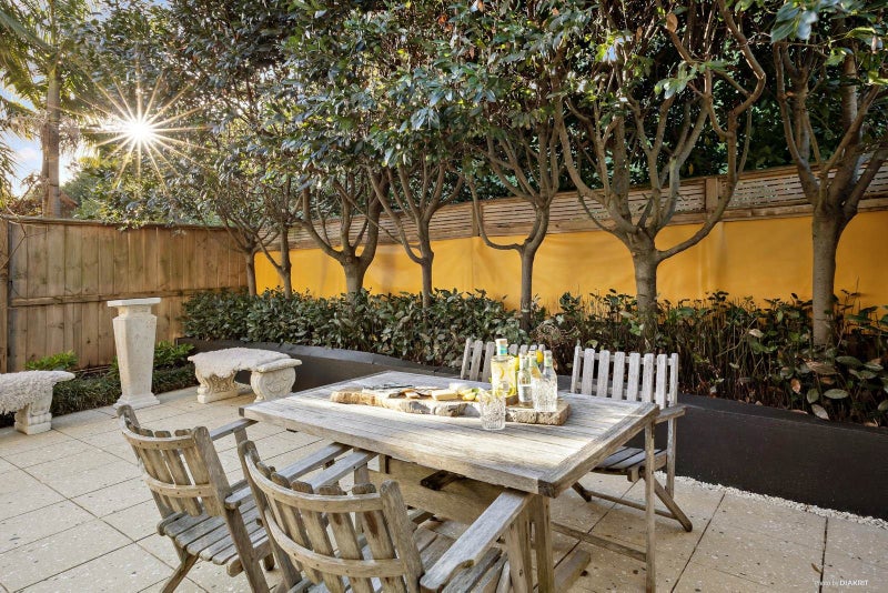 23/21 Hunters Park Drive, Three Kings, Auckland - Carousel 1