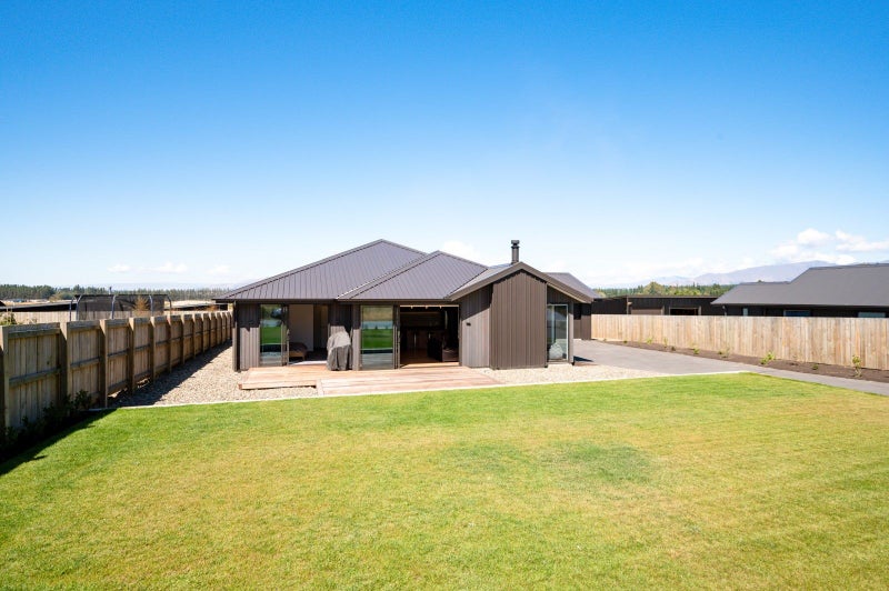 22 Woodpecker Street, Wanaka - Carousel 18