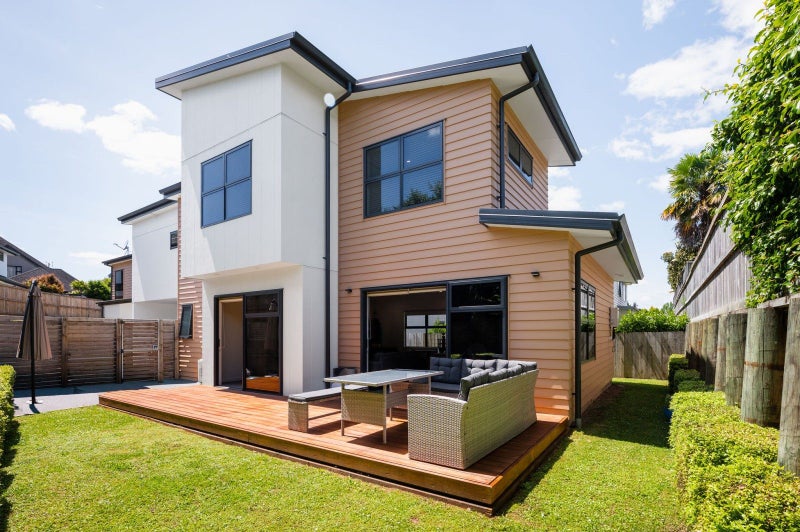 3/353 Hukanui Road, Rototuna, Hamilton - Carousel 2