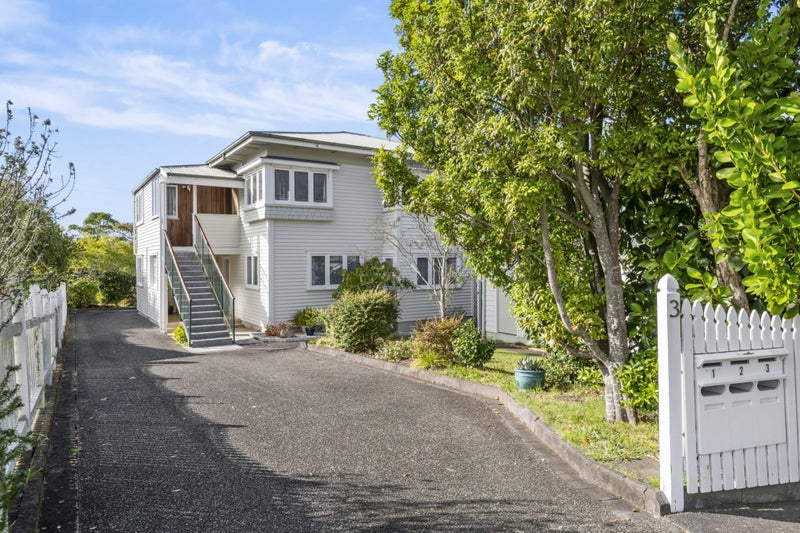 3 Handley Avenue, Narrow Neck, Auckland - Carousel 1